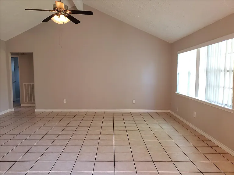 16315 Thistleglen Dr — Photo 8