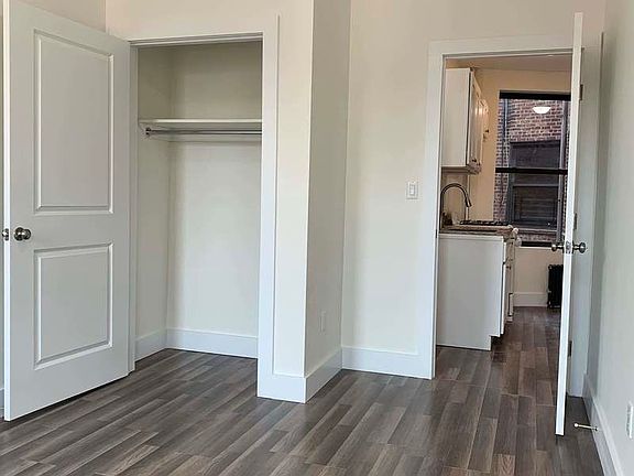 3rd image of 287 Webster Ave #Cc3