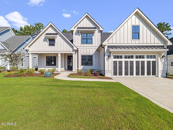 3rd image of 9173 Crossbill Drive