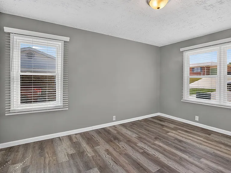 3320 Hillis Rd — Photo 13
