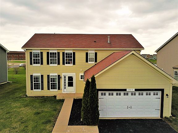 2nd image of 1325 Clifton Dr