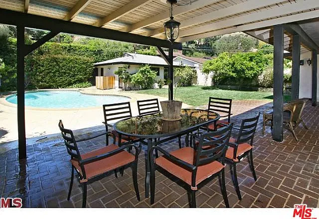 2001 Coldwater Canyon Dr — Photo 14