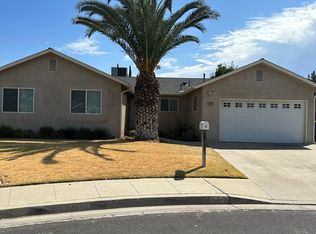 1620 Beverly Ave, Clovis, CA 93611