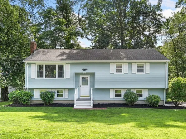 5 Colby Dr, Milford, MA 01757