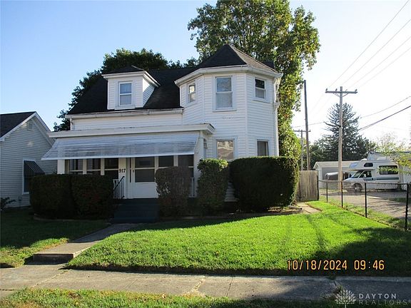 2nd image of 917 Madison Ave