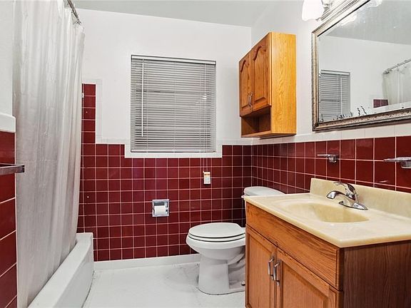 4th image of 3732 Academy Dr
