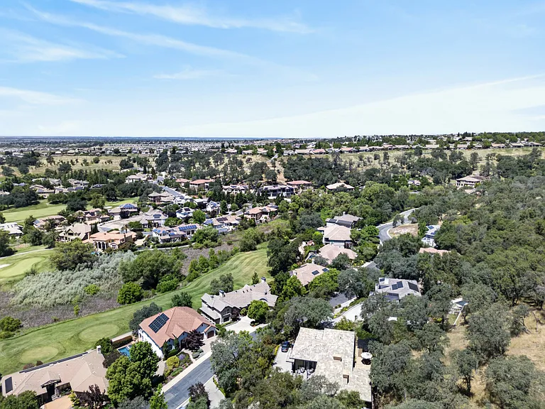 2375 Clubhouse Dr — Photo 100