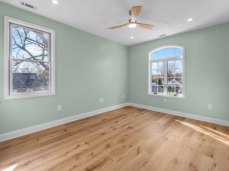 7214 Greenbank Rd — Photo 35