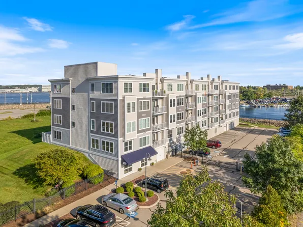 400 Bank Street APT 204, New London, CT 06320