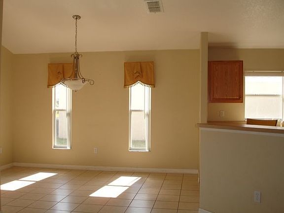 4th image of 26 Sura Blvd