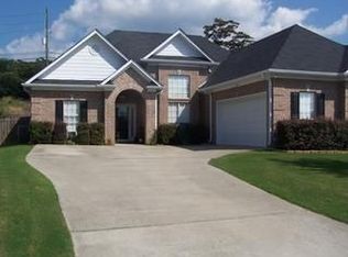 261 Springdale Dr, Gardendale, AL 35071