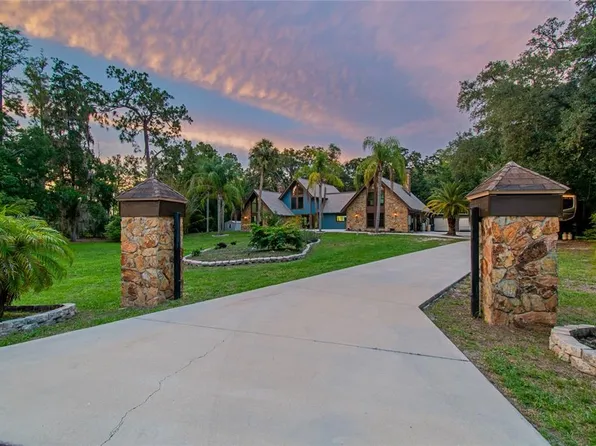 2120 Marquis Ct, New Port Richey, FL 34655