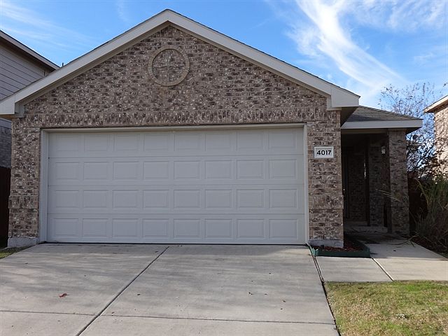 1st image of 4017 Houston Dr