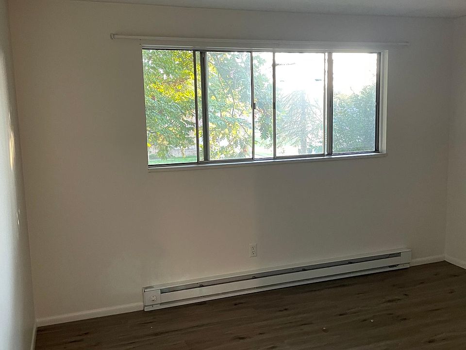 small bedroom