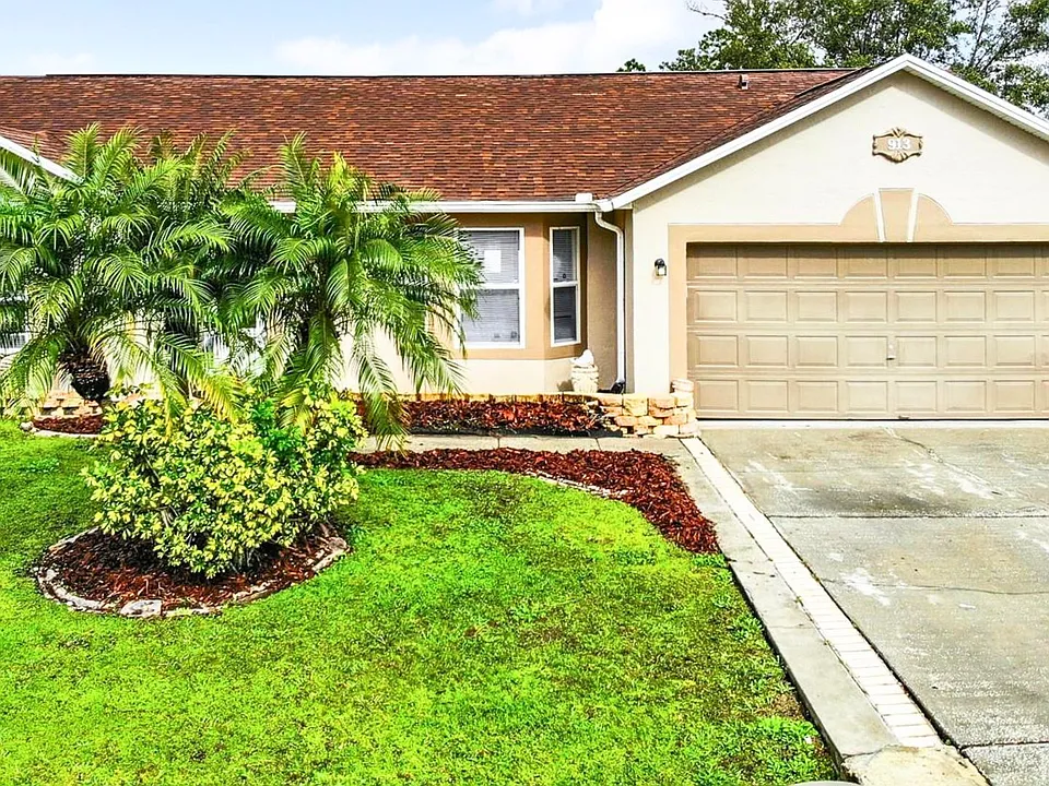 913 Nancy Ct