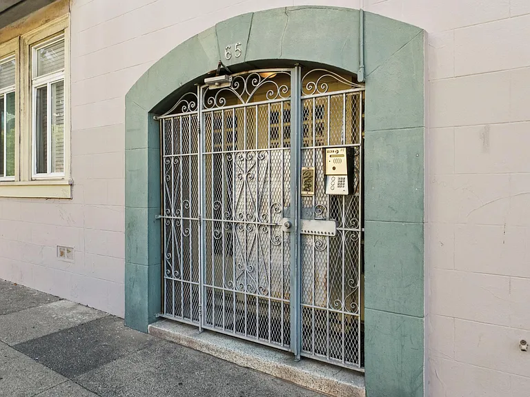 65 Guerrero St #5 — Photo 2