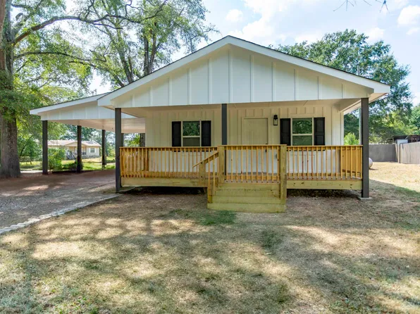 7984 Firethorn Ln, Gardendale, AL 35071