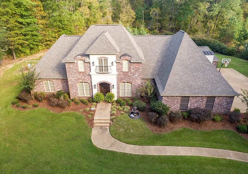 1st image of 158 Woodland Springs Dr