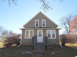 215 15th St NE, Mason City, IA 50401