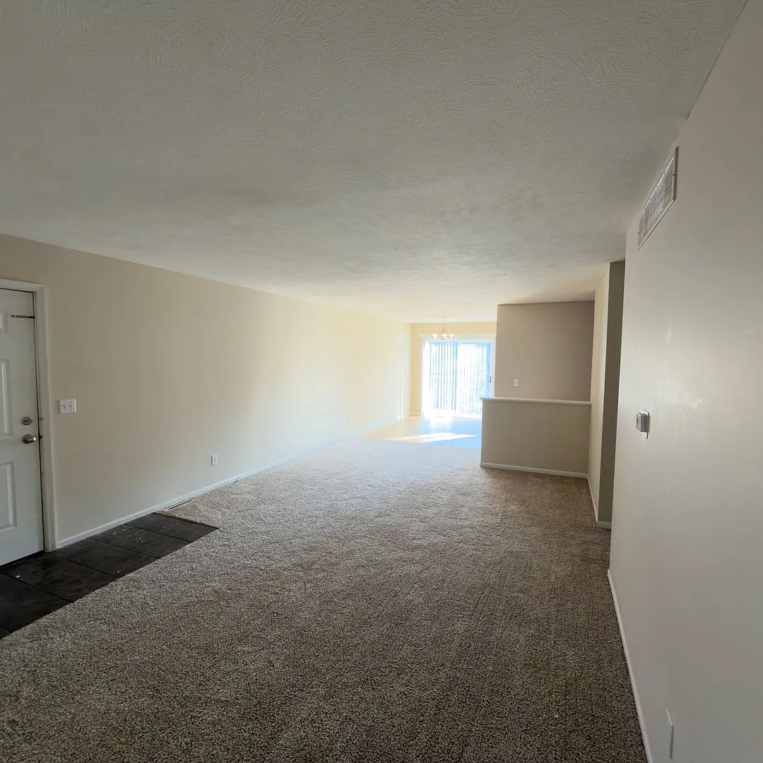 3 Bedroom Duplex in Rockford! — Photo 4