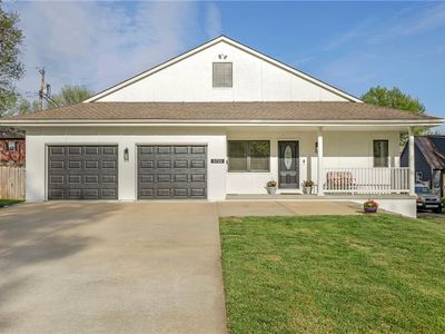 5725 Woodson St, Mission, KS, 66202