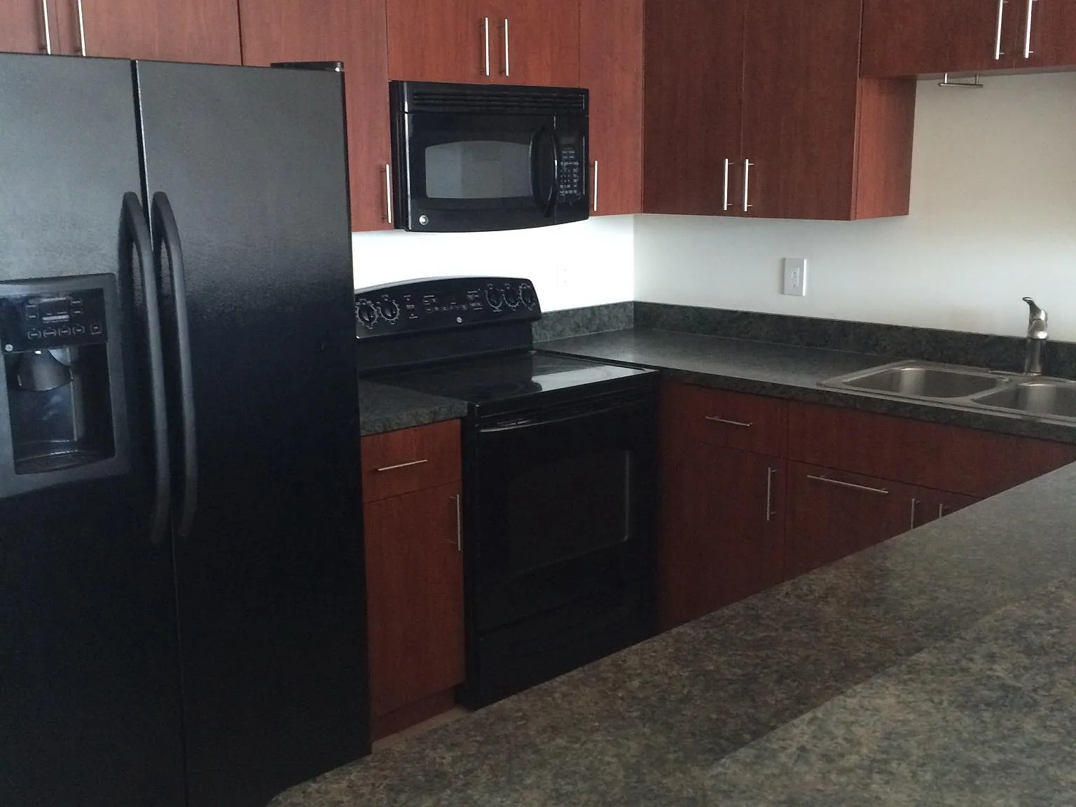 1 bed, 1.5 bath, 1280 sqft, $2,195 — Photo 1