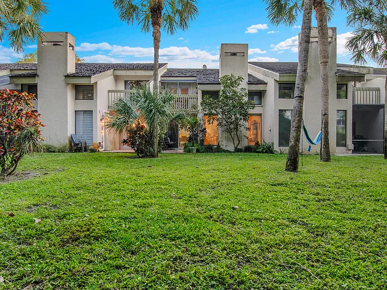 22860 Ironwedge Dr — Photo 47