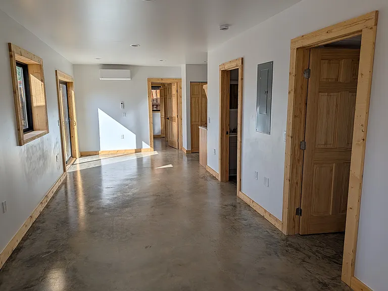 207 Cavalry Rd — Photo 2