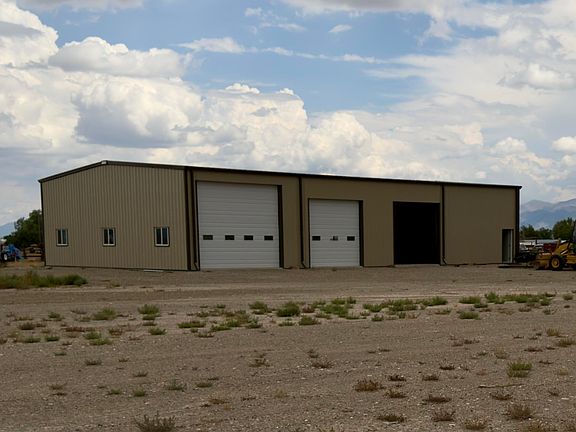 3rd image of 552 3rd St