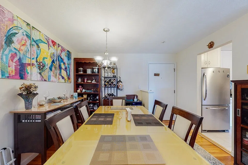 2 bed, 937 sqft, $3,200 — Photo 3