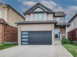 54 Huck Cres, Kitchener, ON N2N0A4