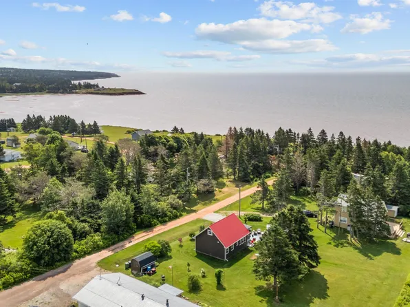 94 Sandy Cove Rd, Hillsboro Parish, PE C0A 1H7