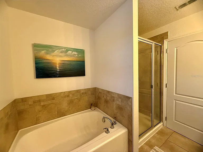 1103 Alta Vista Dr — Photo 12