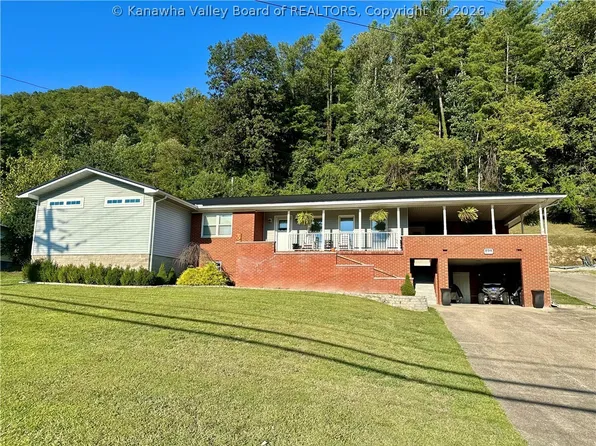 894 Main St, Chapmanville, WV 25508