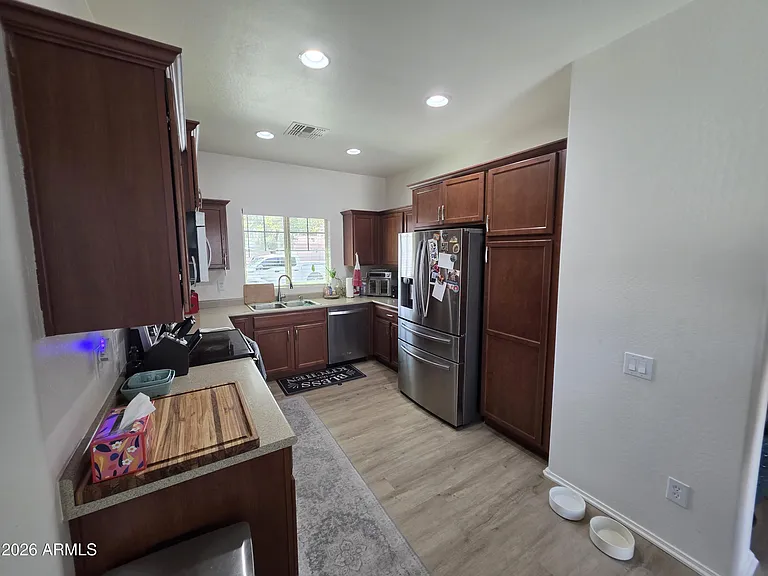 2170 W Scully Dr — Photo 7