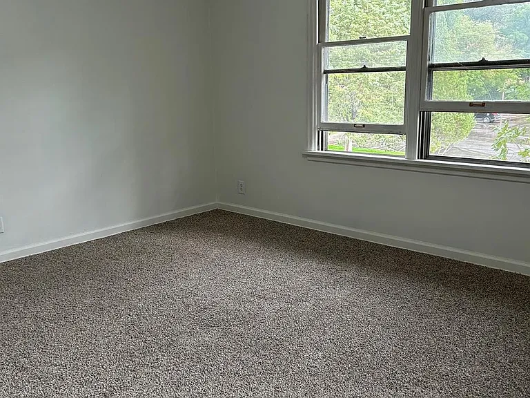 Apartments available in a highly desirable University District location! — Photo 20