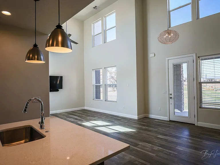 5544 S Ochre Ln — Photo 9
