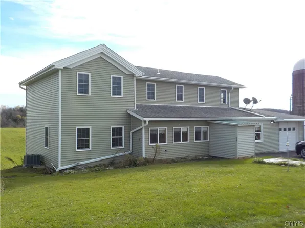 10846 Baker Rd #1, Cato, NY 13033