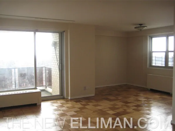 110-11 Queens Boulevard image 1 of 3