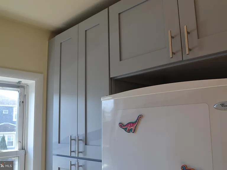 246 Ardmore Ave — Photo 11