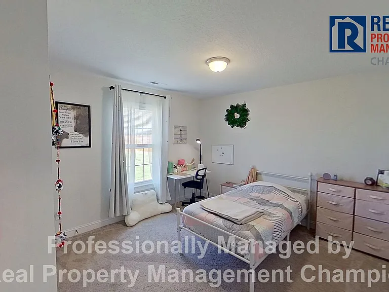 564 Appalachian Trl N — Photo 16