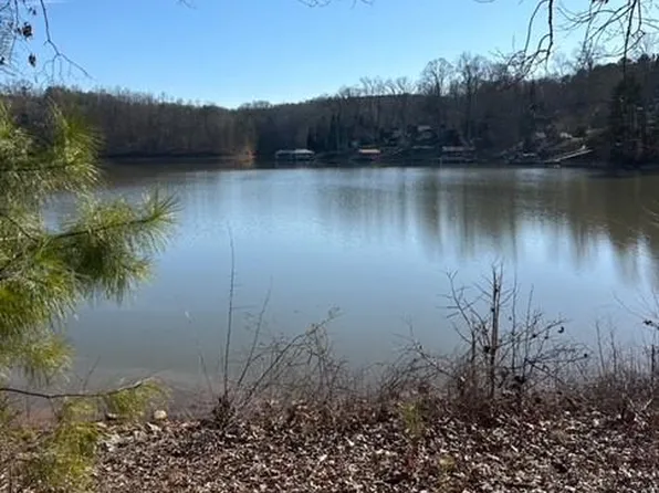 1325 Knebworth Ln, Catawba, NC 28609