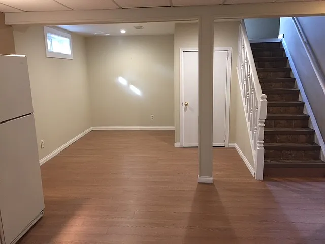 40 Laurier Cres #BASEMENT — Photo 9