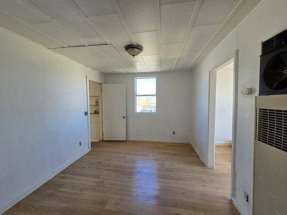 3rd image of 90 N Carolina St