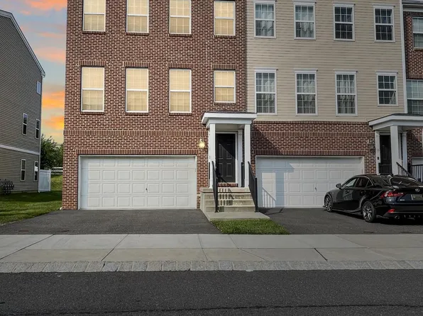 18 Kramer Ct, Florence, NJ 08518