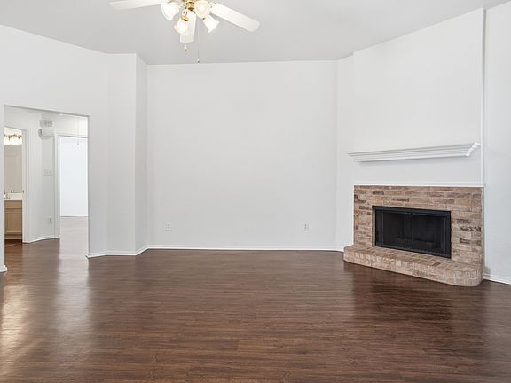 4th image of 1325 Maple Ridge Dr