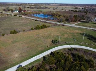 118-122 Bald Eagle Dr #126, Lacygne, KS 66040