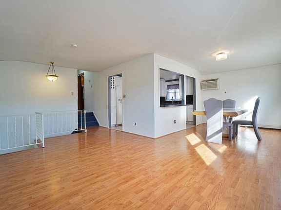 3rd image of 177 Mosely Ave