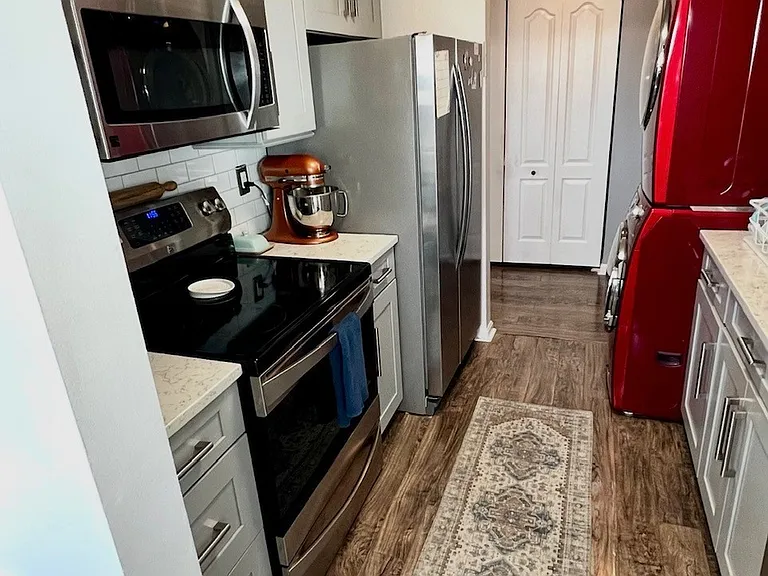 8343 Montgomery Run Rd #K — Photo 19