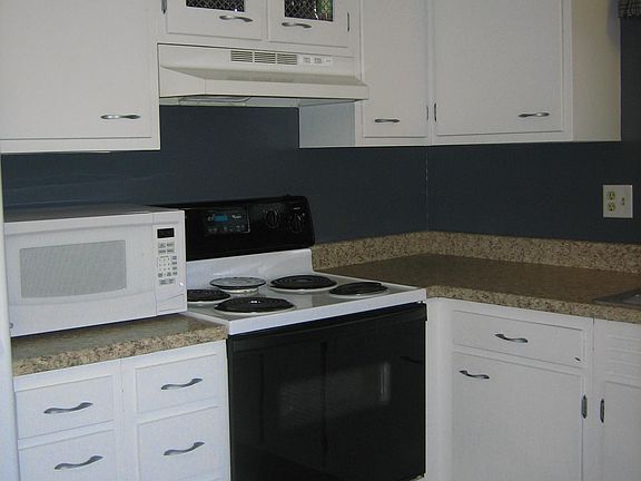 5th image of 3304 Opal Dr #3306